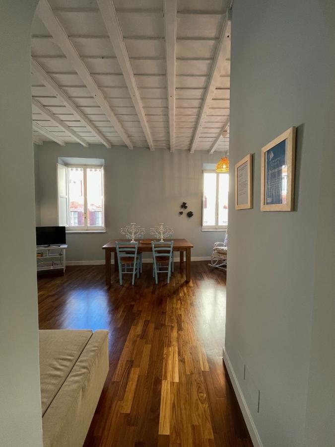 Holidays At Charme Appartement